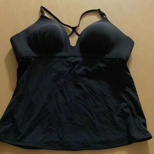 Athleta swim top. Size XL. Worn once.